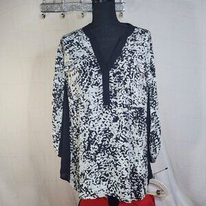 Lane Bryant Black Gray White Abstract Print Tab Sleeve Side Mesh Poly Top 18/20